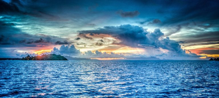 Tour Tips: How to Travel Smart and Stay Safe on Your Journey